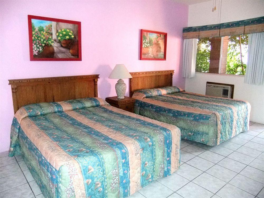 Hotel La Hacienda De La Langosta Roja سان فيليبي المظهر الخارجي الصورة