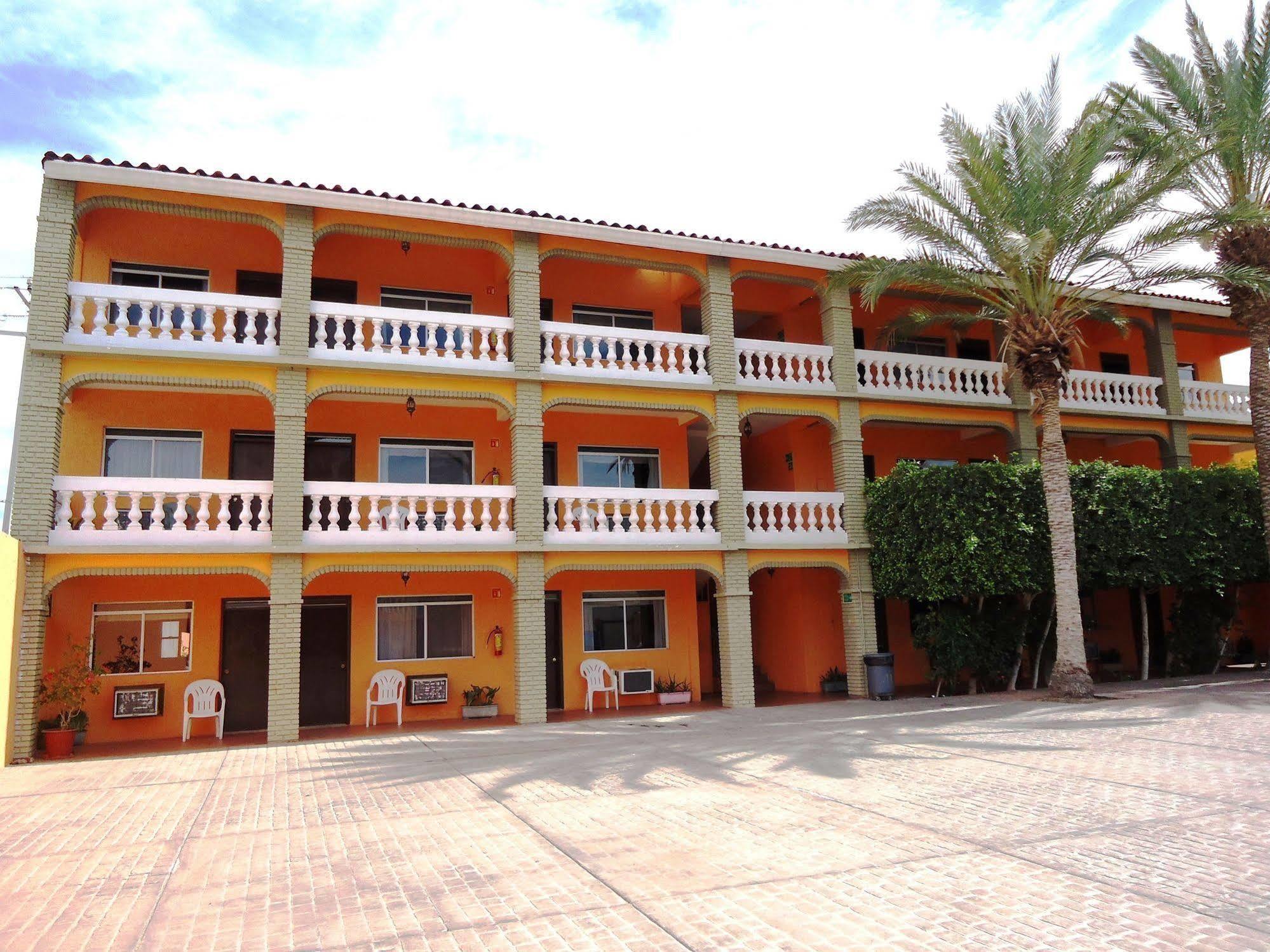 Hotel La Hacienda De La Langosta Roja سان فيليبي المظهر الخارجي الصورة