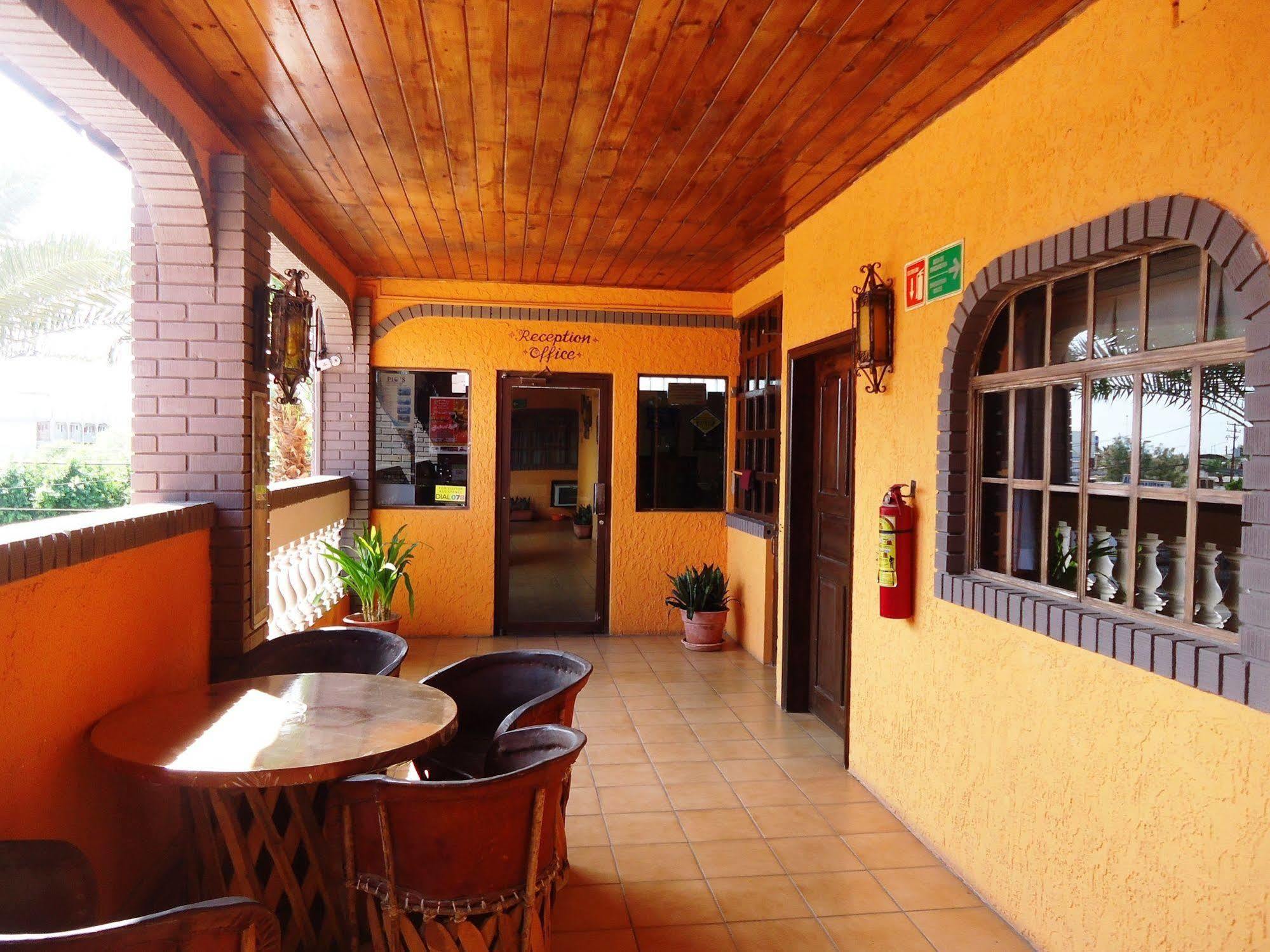 Hotel La Hacienda De La Langosta Roja سان فيليبي المظهر الخارجي الصورة